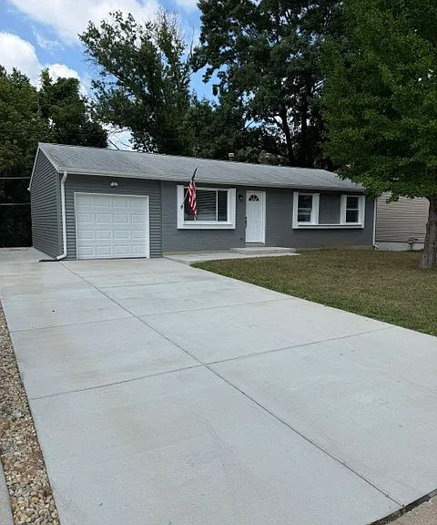 3623 Saint Alban Dr — Photo 1
