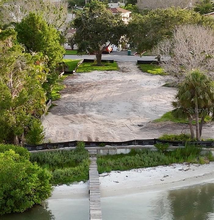 1st image of 175 Bath Club Blvd N