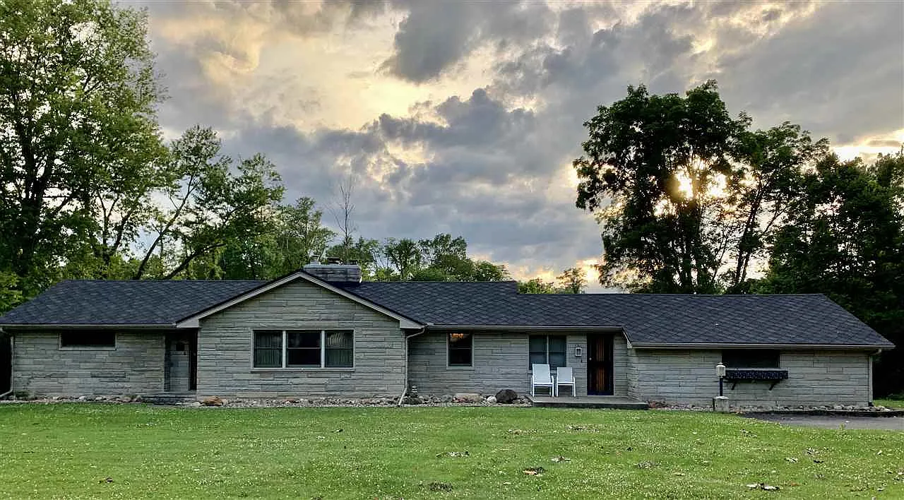 403 N Gray Rd photo 1