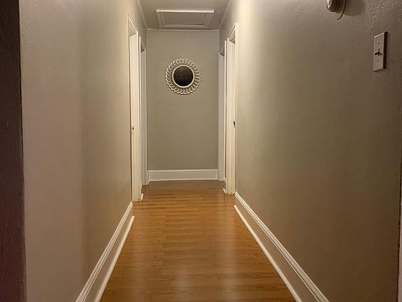 3rd image of 937 Kyle Ave NE