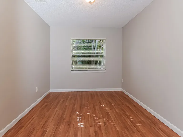 5537 Pebble Brook Ln — Photo 10