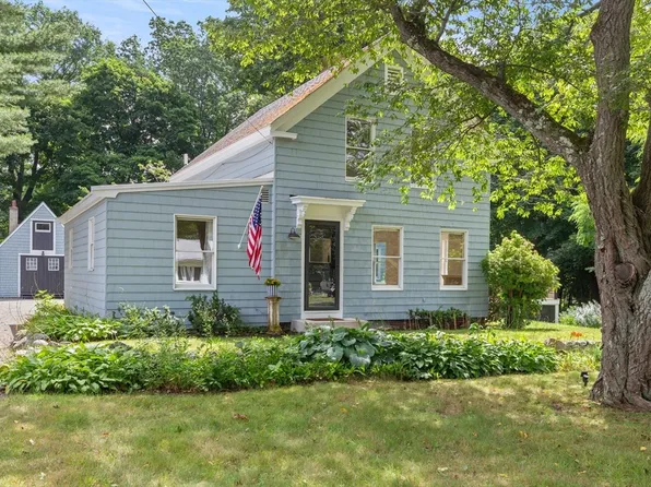16 Nabbys Point Rd, Ipswich, MA 01938