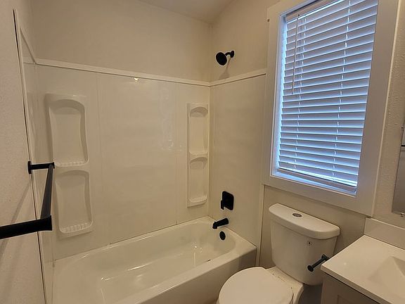 5th image of 618 S Pearl St #B