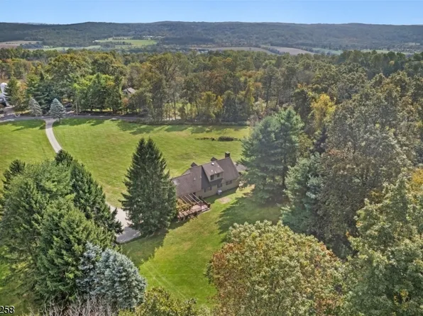 47 Zellers Rd, Washington Twp., NJ 07853