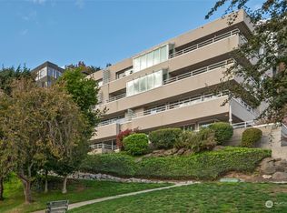 1231 5th Ave N APT 403, Seattle, WA 98109