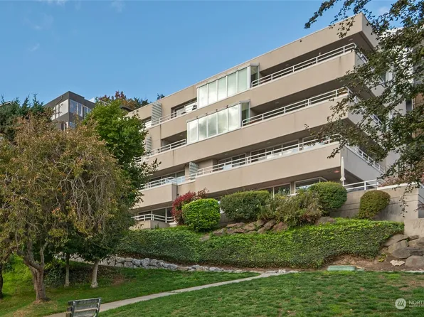 1231 5th Avenue N #403, Seattle, WA 98109