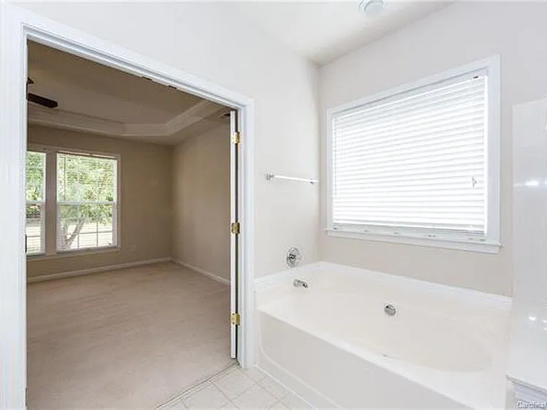 8609 Society St — Photo 16