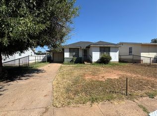207 34th St, Snyder, TX 79549