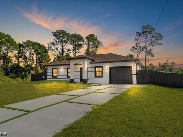 747 Roma Ave S, Lehigh Acres, FL 33974