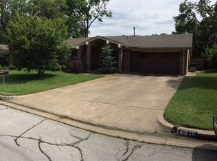6976 E 76th St, Tulsa, OK 74133