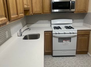 40 Wallis Ave, Jersey City, NJ 07306