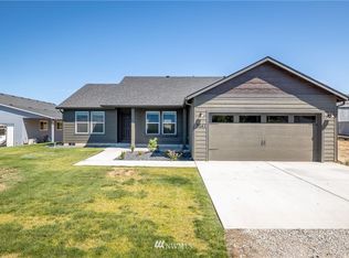 3241 2nd St SE, East Wenatchee, WA 98802