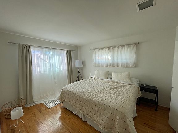 2nd image of 1479 Havenhurst Dr APT 3