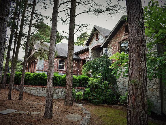 3rd image of 9 Harrington Ln