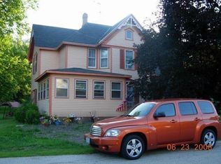 4201 White St, Richmond, IL 60071