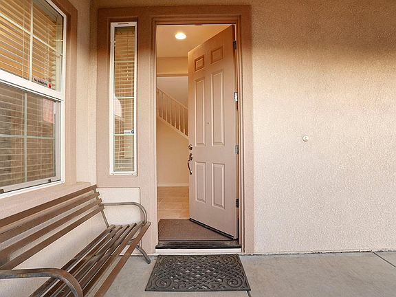 3rd image of 349 W Alcala Ave