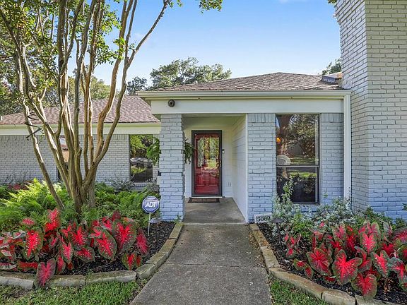 2nd image of 3009 Bandolino Ln