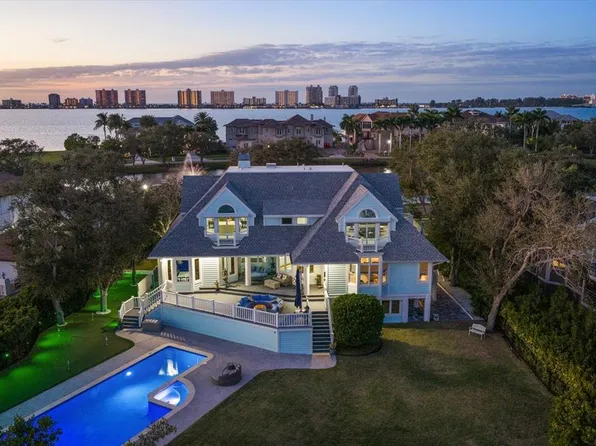 430 Saint Andrews Dr, Belleair, FL 33756