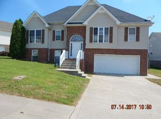 1271 Flagstone Ct, Clarksville, TN 37042