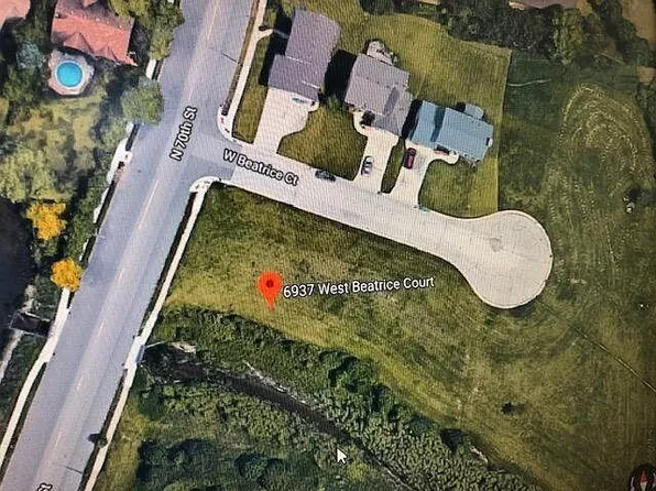 6937 West BEATRICE COURT, Milwaukee, WI 53223