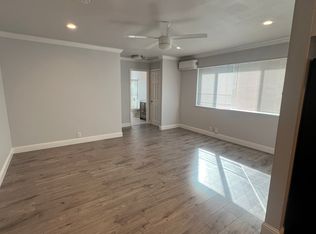 2009 10th St, Sacramento, CA 95818