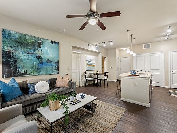 5th image of 5200 Windhaven Pkwy #10202