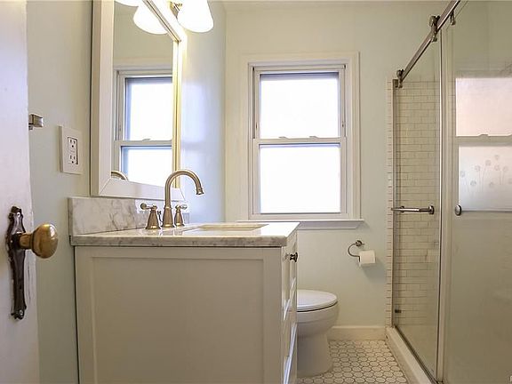 5th image of 11012 Arden St