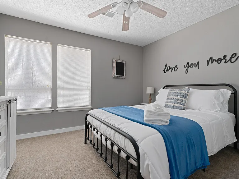 143 La Vista Ln — Photo 9