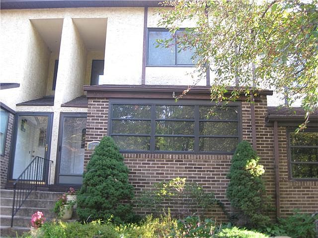 1307 W. 10th Street