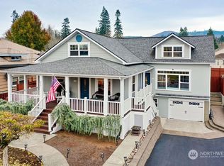 322 Kirby Ave NE, Castle Rock, WA 98611