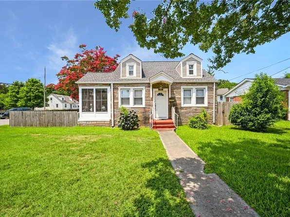 2218 Staunton Ave, Portsmouth, VA 23704