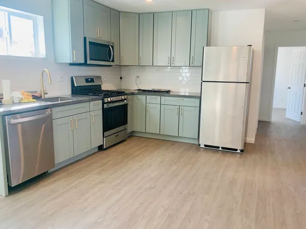 (undisclosed Address), Escondido, CA 92025