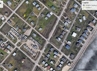 326 Texas St, Surfside Beach, TX 77541