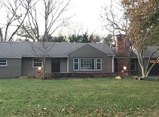 6400 Sunningdale Dr, Bloomfield Hills, MI 48301