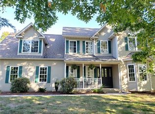 219 Broad Brook Rd, Enfield, CT 06082