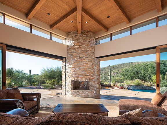 3rd image of 6063 W Seven Saguaros Cir