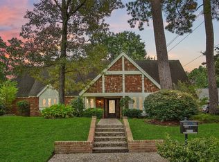 5303 Lawn Arbor Dr, Houston, TX 77066