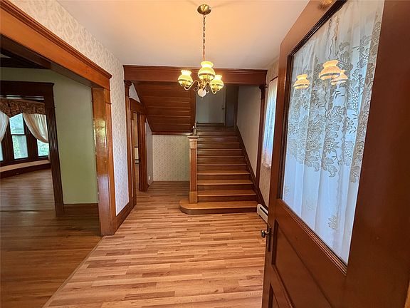 5th image of 4106 Cherry St