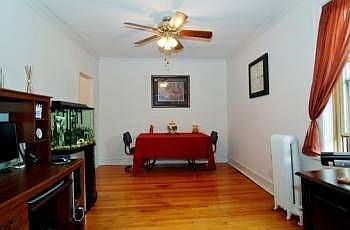 5th image of 926 W Oakdale Ave APT 3N
