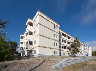 700 Gitzel St #216, Yellowknife, NT X1A2R5