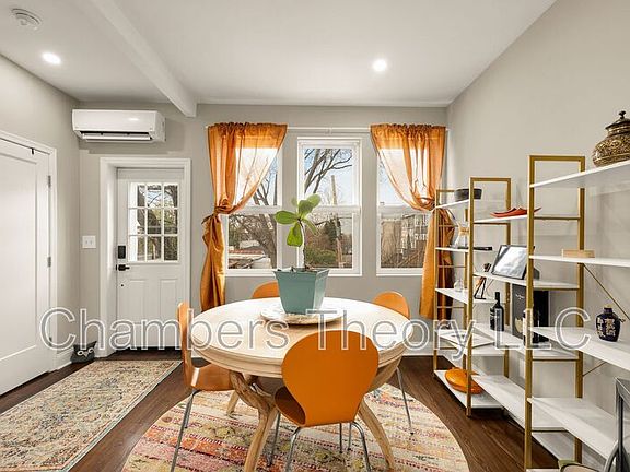 5th image of 2124 N Capitol St NW