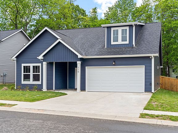 3rd image of 110 Lucerne Ln