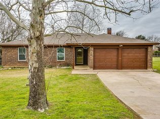 432 Pecan Dr, Burleson, TX 76028