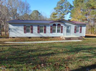 49 Western Ln, Henderson, NC 27537