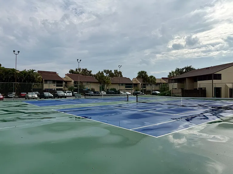 775 N Village Lake Dr #208 — Photo 25