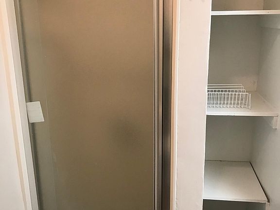 3rd image of 182 Montauk Ave #1