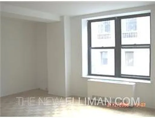 Rented by Douglas Elliman | media 14