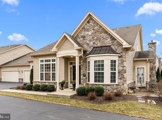 126 Thornhill Ln, Newtown, PA 18940