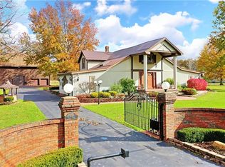 6276 Downs Rd NW, Warren, OH 44481