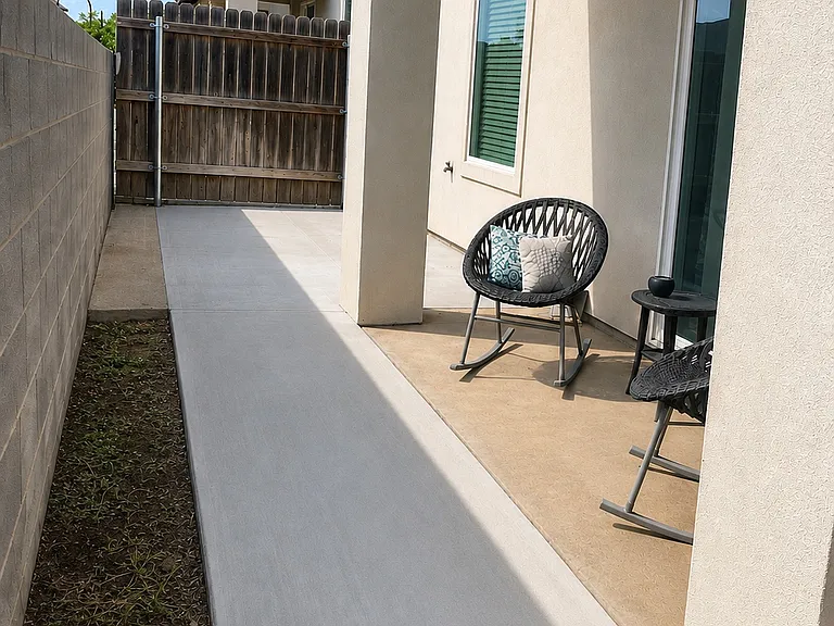 7920 Elka Loop — Photo 22